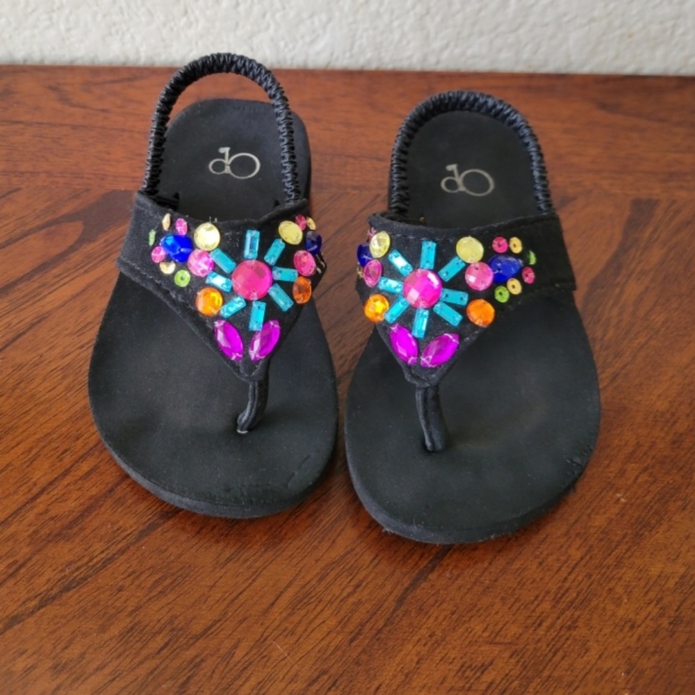 Toddler Rhinestone Sandals! Size 6 toddler. Black with colorful rhinestones.💖